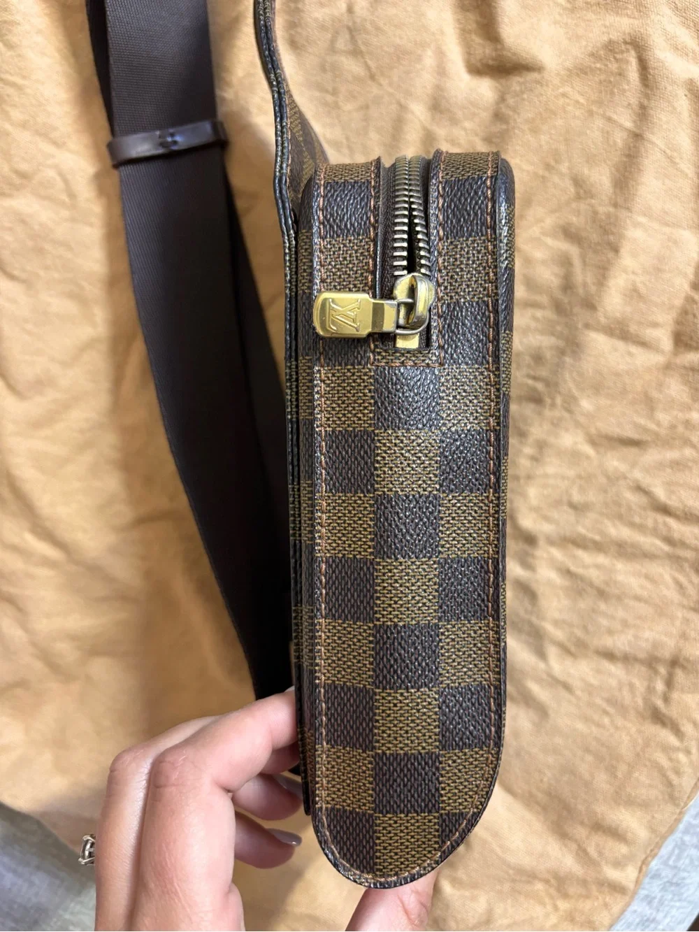 Authentic Louis Vuitton geronimos damier ebene discontinued mini bum bag